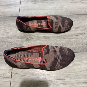 ROTHY’S LIMITED EDITION Camouflage loafers, Size 𝟖